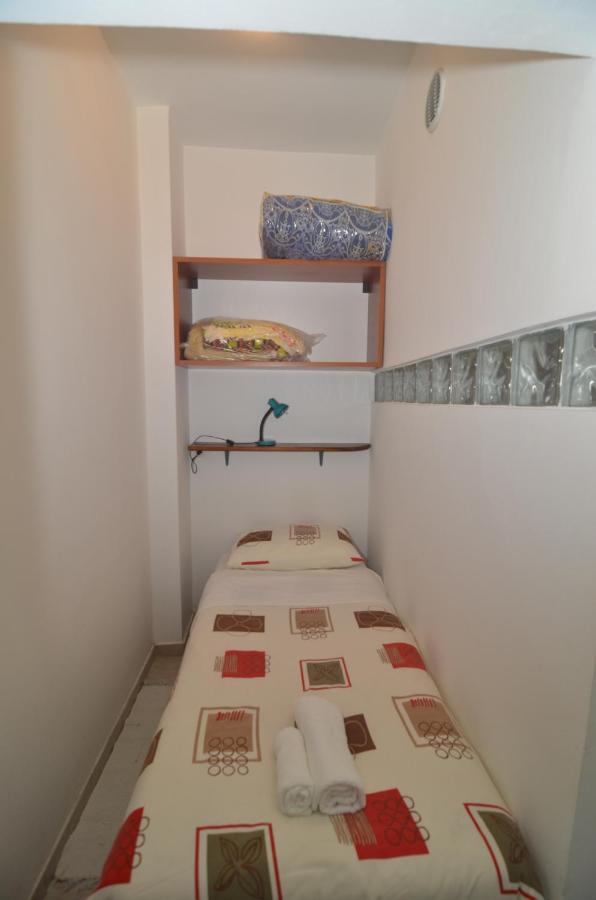 Apartmán Apartman-Soba - Studio Buzet Exteriér fotografie